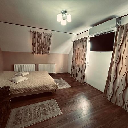 Siesta Pension Miercurea Ciuc Exteriör bild